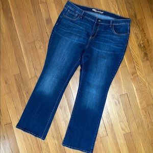 Old Navy sweetheart jeans NWOT size 18